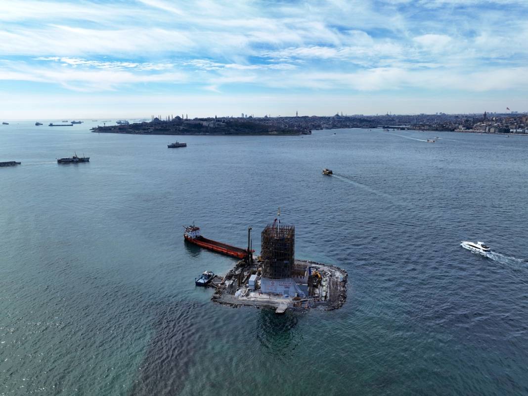 Kız Kulesi darmadağın olmuş! Son hali tartışma konusu oldu, işte restorasyonda son durum... 36